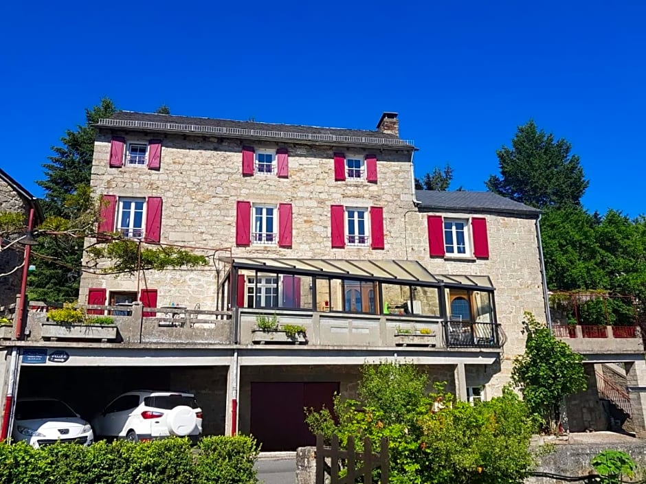 Maison d'Hôtes "La Pierre Pointue"