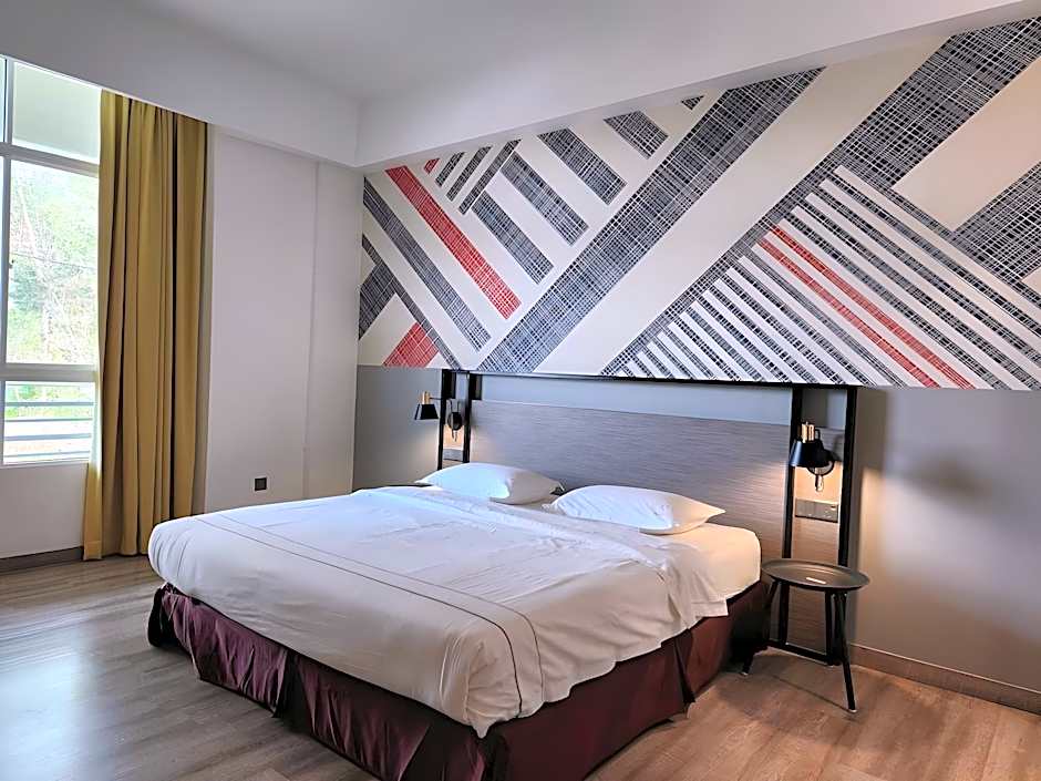 K Hotel
