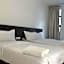 Apple 1 Hotel Queensbay
