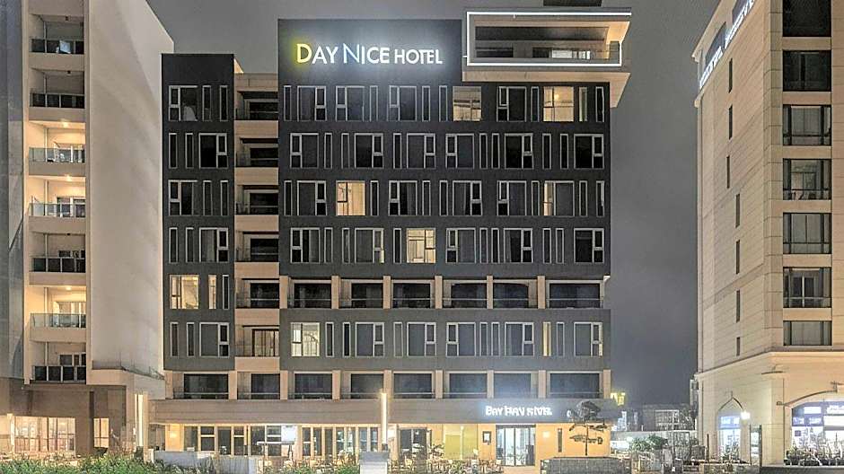 Daynice hotel