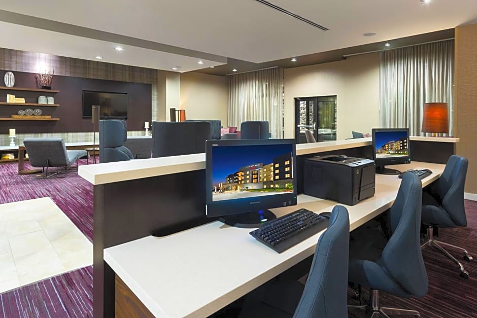 Courtyard by Marriott Houston Katy Mills