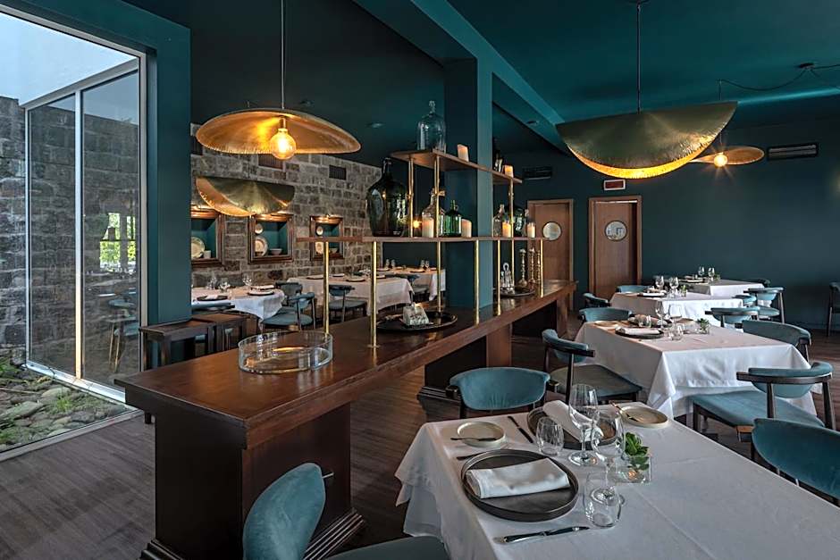 Senhora da Rosa, Tradition & Nature Hotel