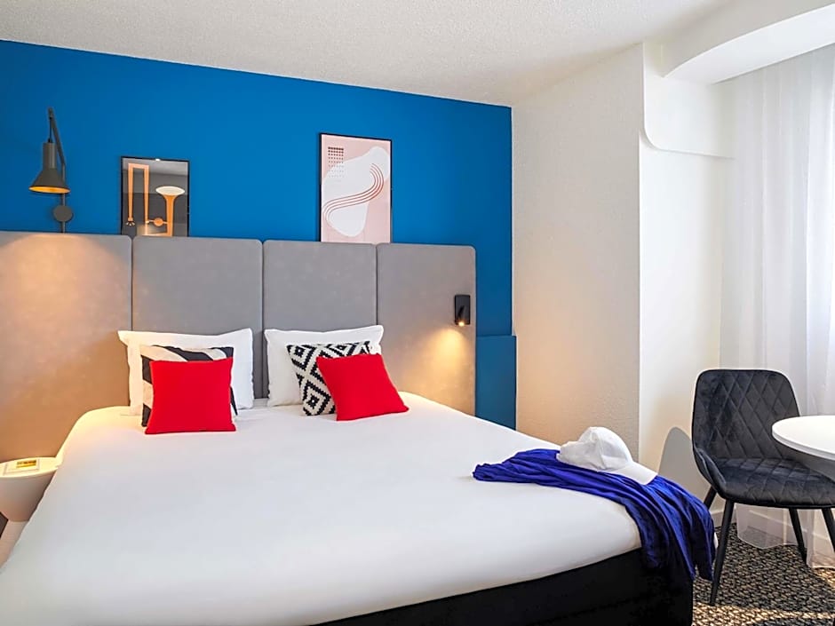Photo 1 of 3 of Junior Multiple Beds Suite