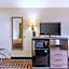 Quality Inn Huron