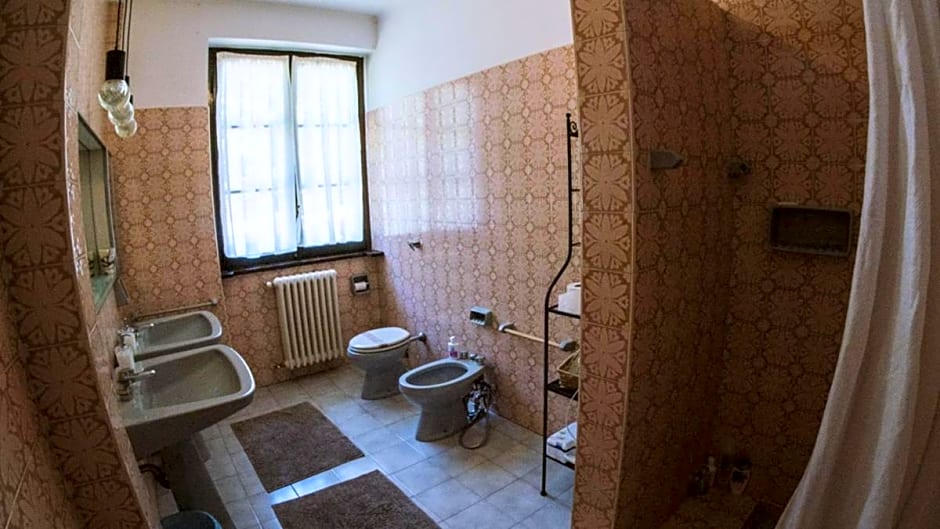 Villa Sofia luxury home between Como and MIlano