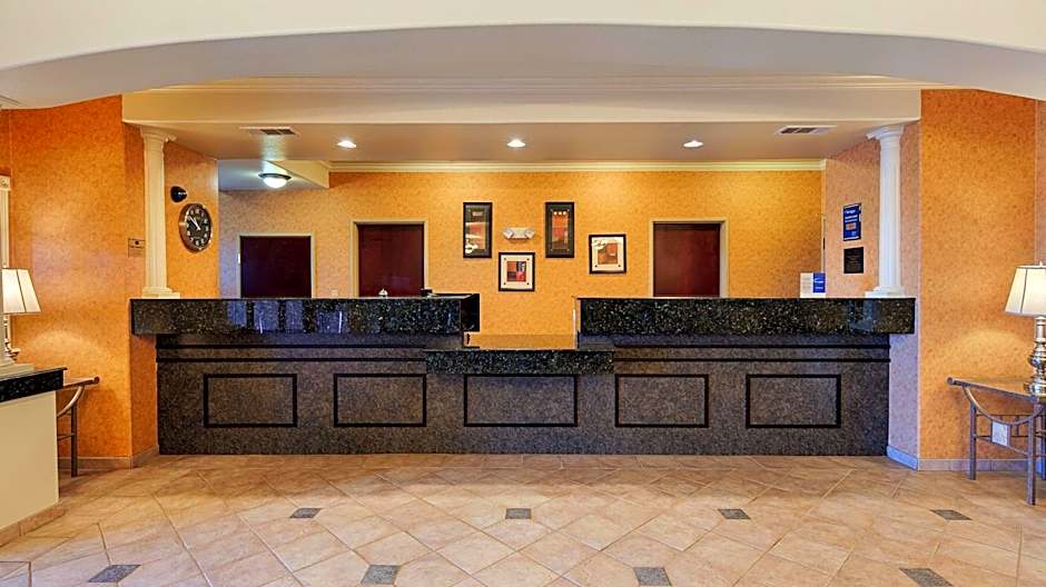 Best Western Henrietta Inn & Suites