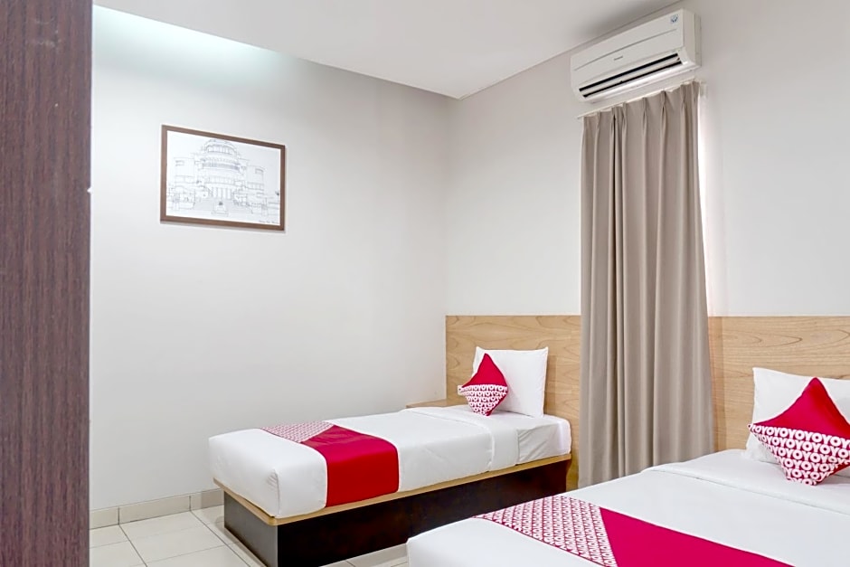 Super OYO 794 Ln 9 Bandung Guest House