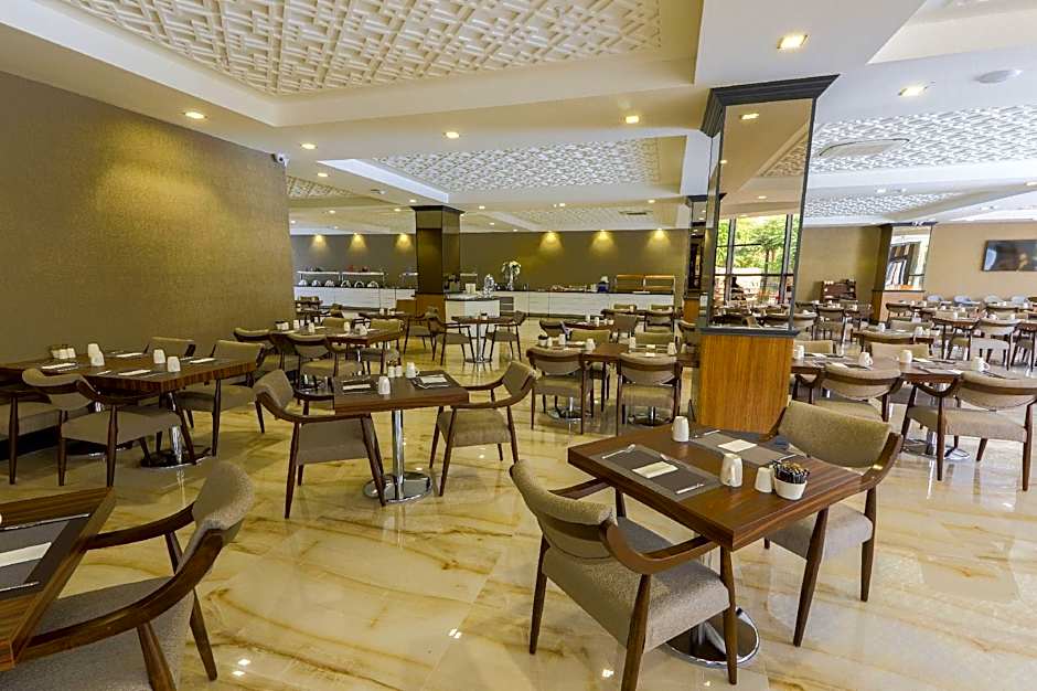 Shimall Hotel