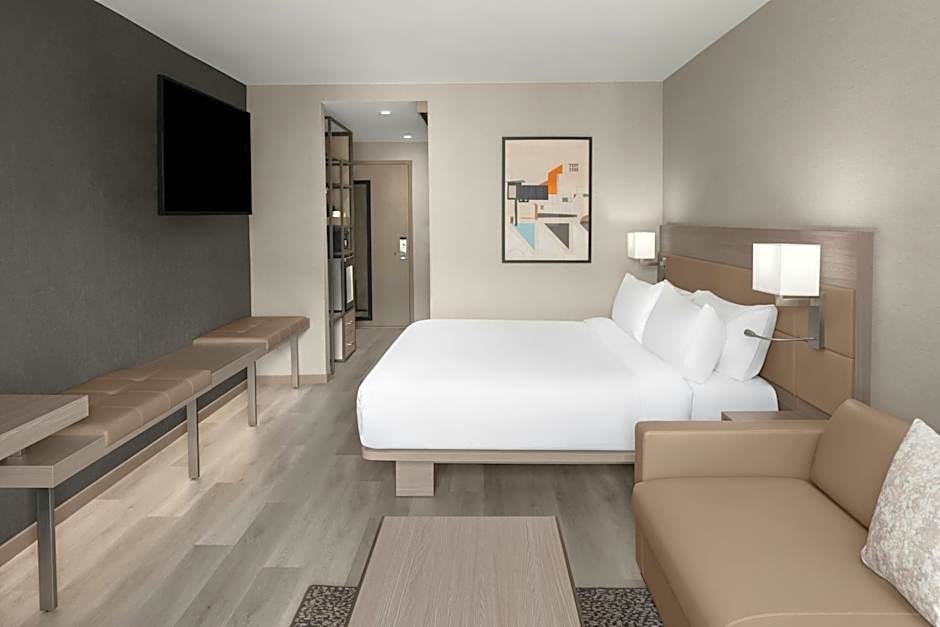 AC Hotel by Marriott Lansing University Area