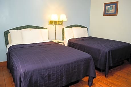 Double Room with Two Double Beds - Non-Smoking