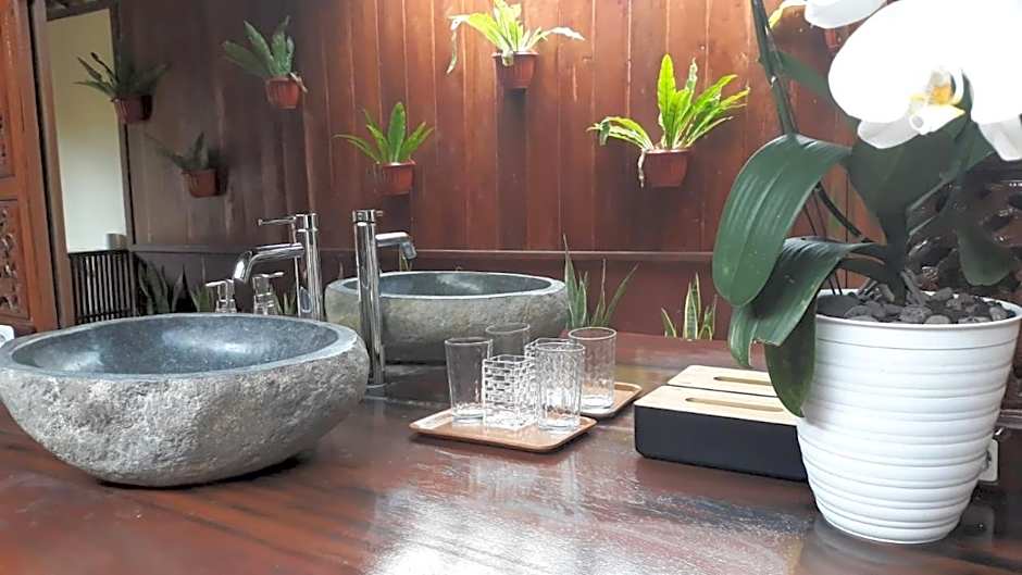 Buana Ecofarm Ecolodge