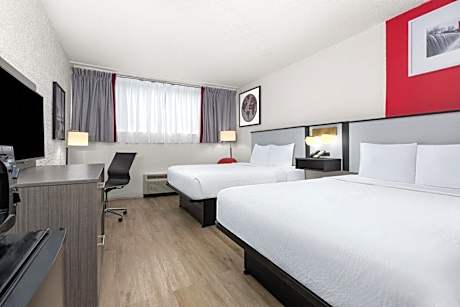 Queen Room with Two Queen Beds, Mobility Access and Roll-In shower, Non-Smoking