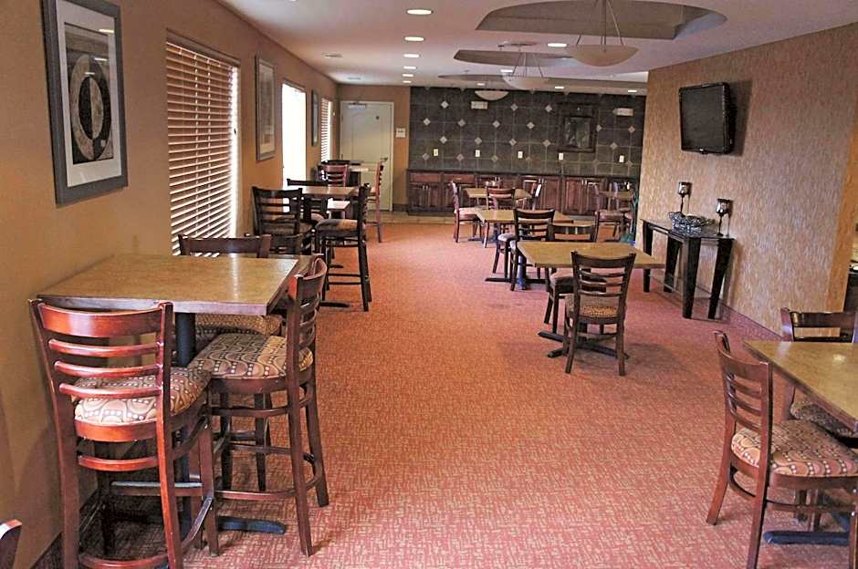 La Quinta Inn & Suites by Wyndham Bismarck