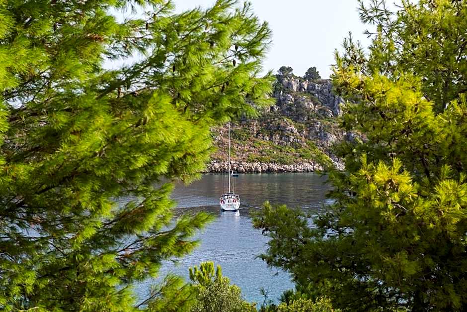 Nobelos Seaside Lodge