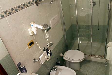 Classic Quadruple Room