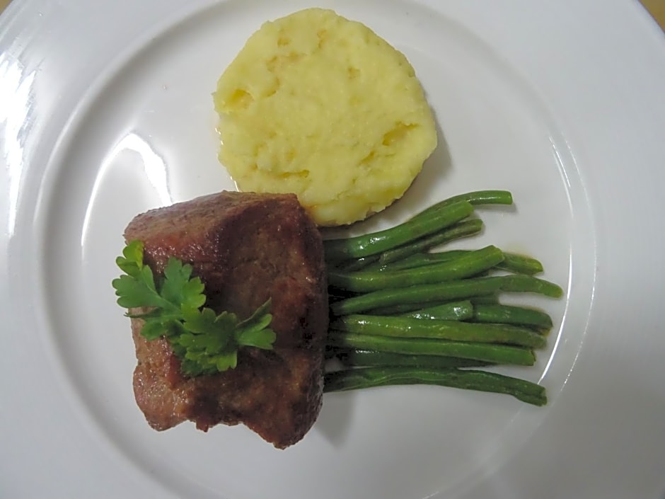 Makuti Beach Bungalows