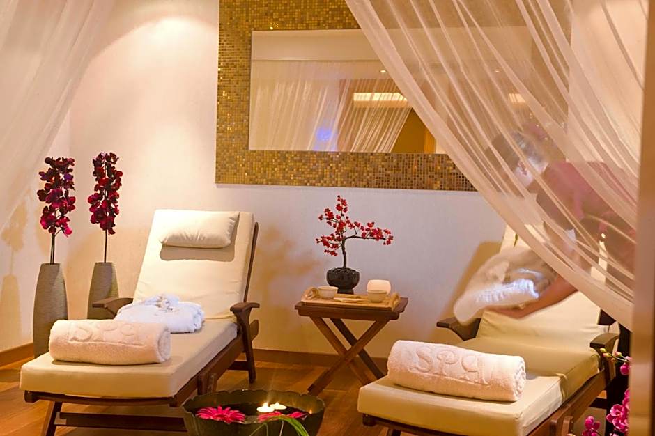 Constantinou Bros Asimina Suites Hotel
