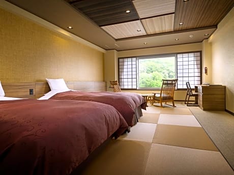 Superior Twin with Extra Bed
