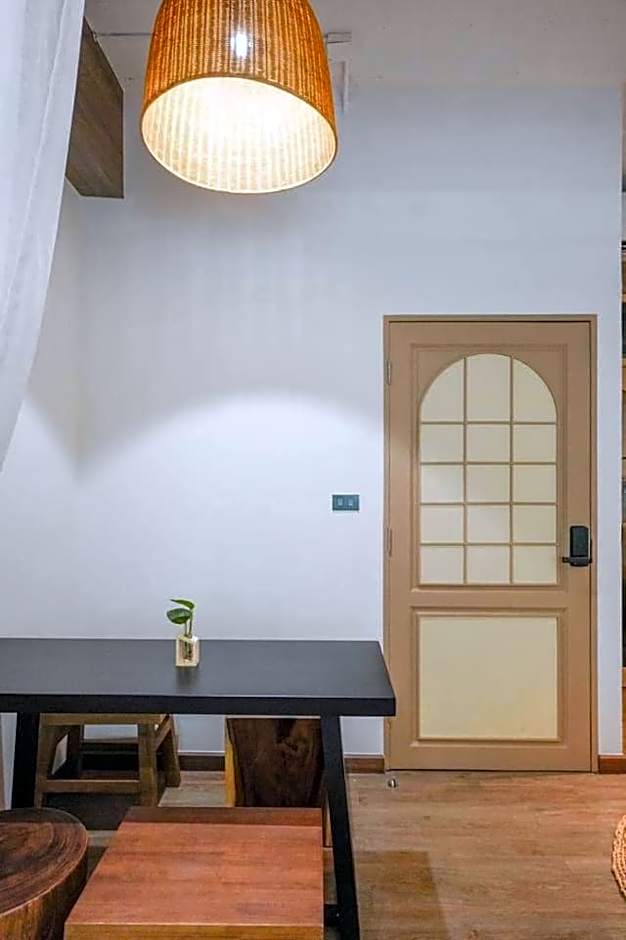 Krung Boutique Hotel