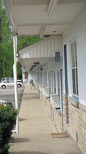 Bluewater Motel