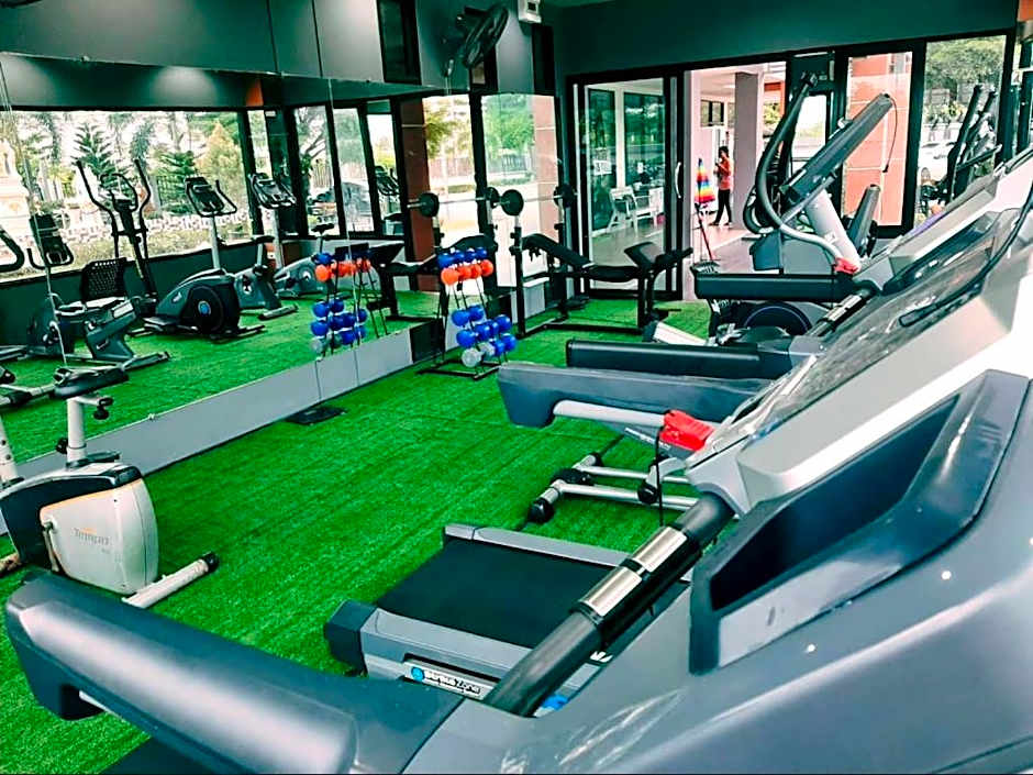 Grand Esie Service Apartment