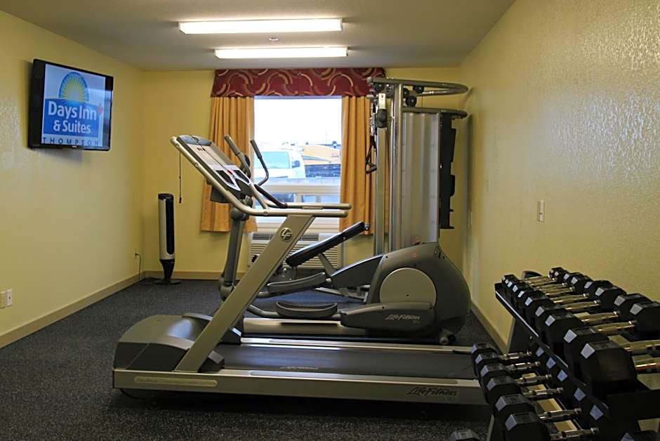 Days Inn & Suites by Wyndham Thompson