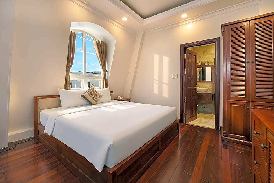 Diamond Hotel