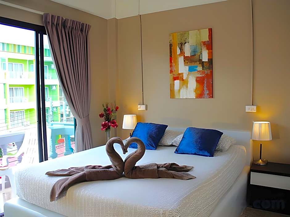 The Beach Cha Am Guest House