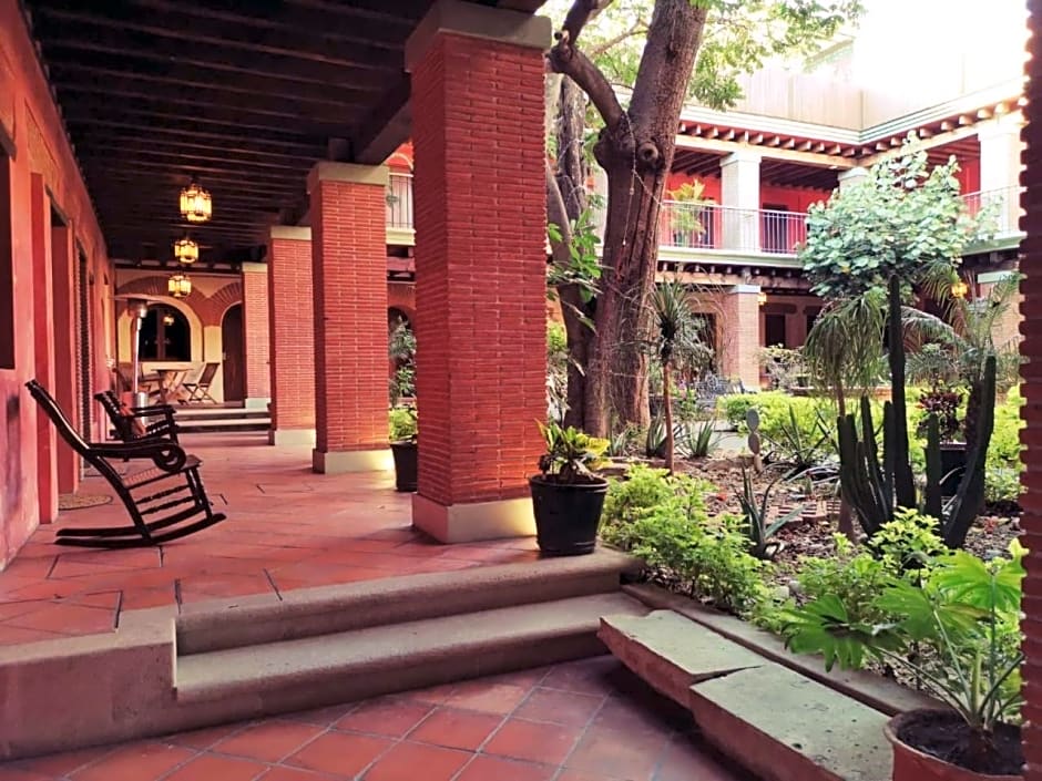 Hotel Siglo XVII Art Gallery
