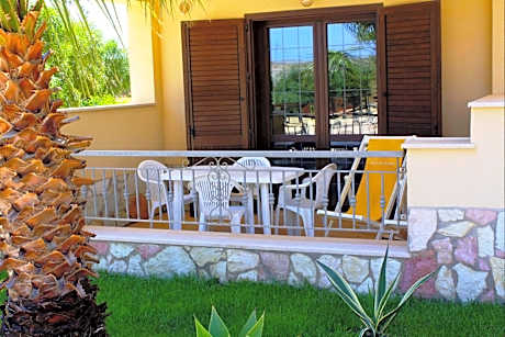 One-Bedroom Apartment (4 Adults)