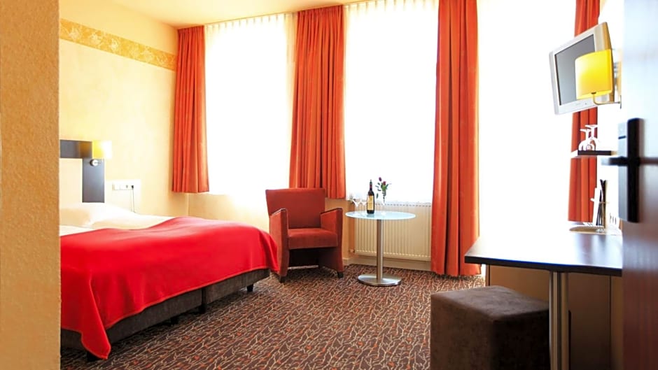 Adesso Hotel Kassel -pay at property on arrival- Ihr Automatenhotel in Kassel
