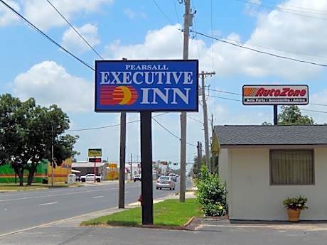 Executive Inn Pearsall