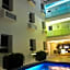 Nu Hotel