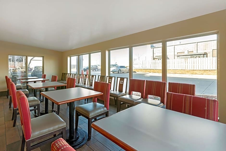 Best Western Plus Altoona Inn