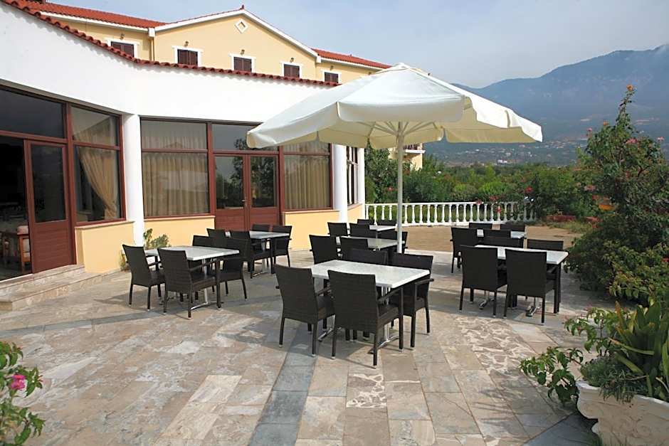 Karavados Beach Hotel