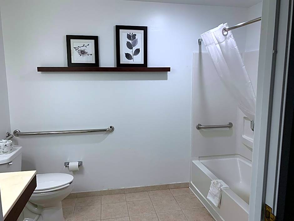 Country Inn & Suites by Radisson, Chambersburg, PA