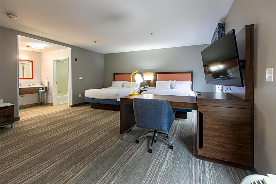 Hampton Inn By Hilton And Suites Wilder