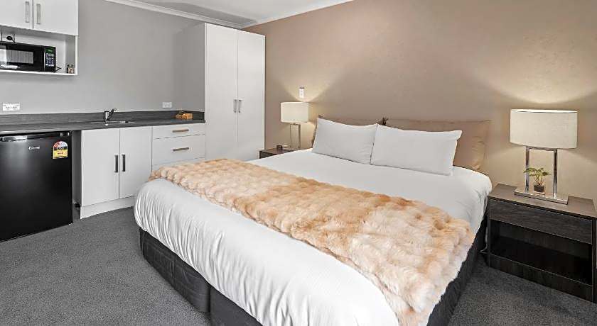 136 On Bealey Motel