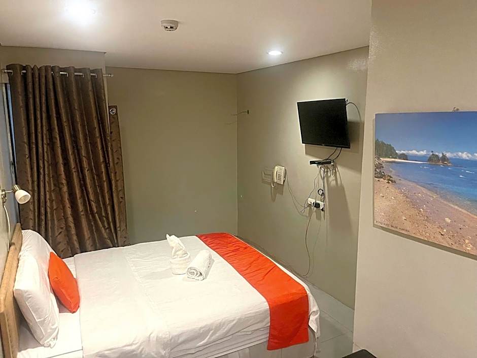 Cinfandel Suites