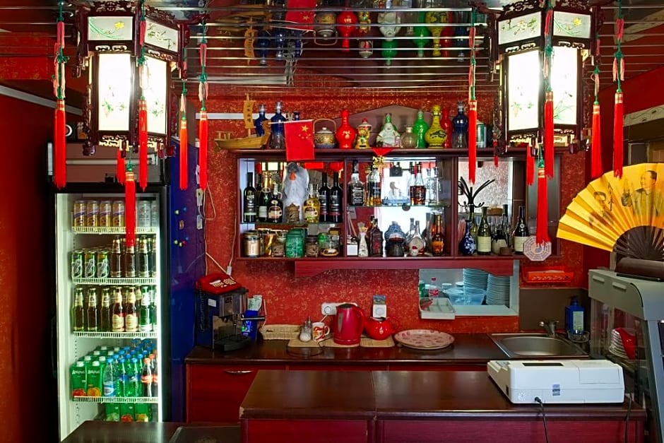 Akademicheskaya Hotel Minsk