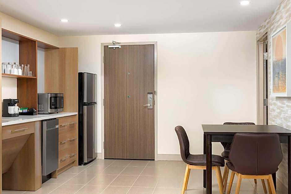 Home2 Suites By Hilton Boston Franklin