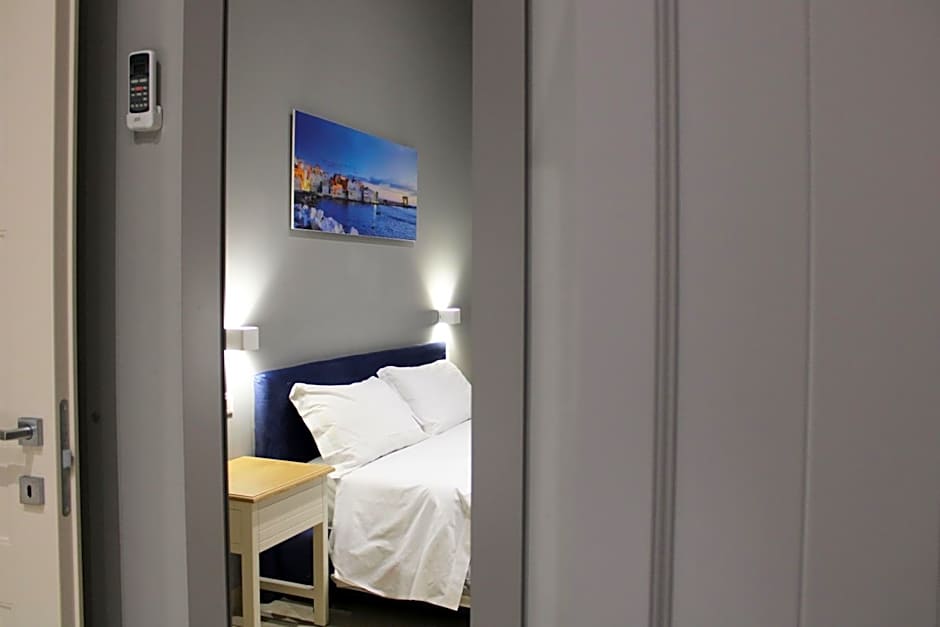 ZIBIBBO SUITES & ROOMS - Aparthotel in Centro Storico a Trapani