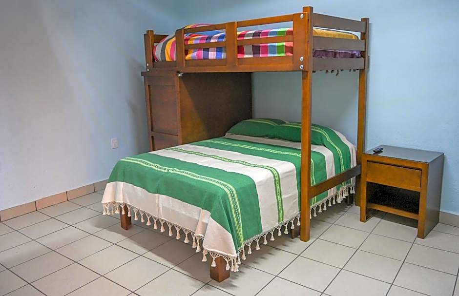 Casa LEONOR