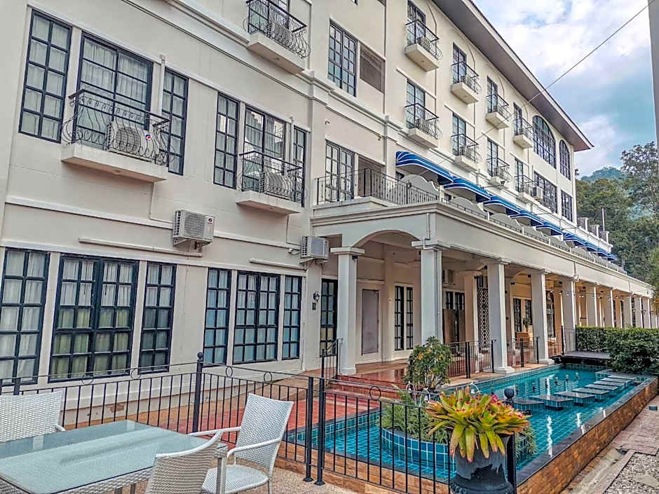 Le Monte Khao Yai Hotel