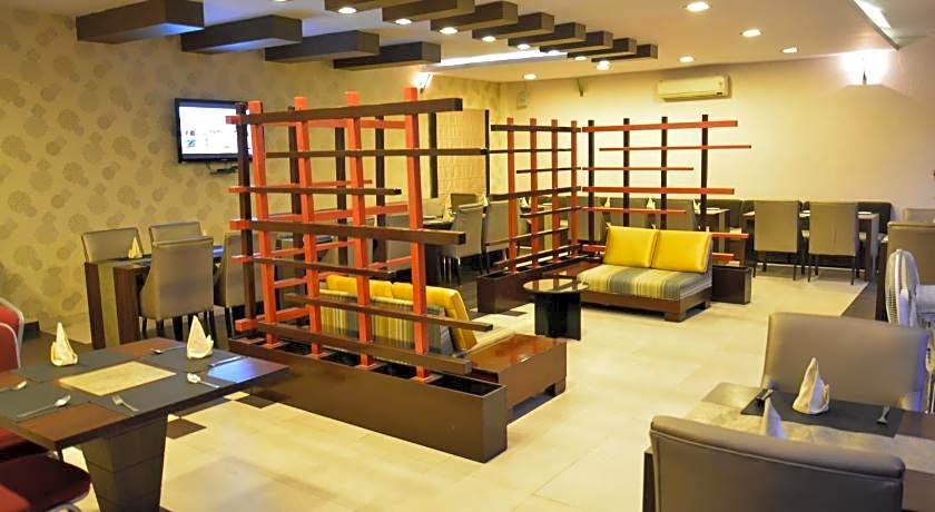 The Ambassador - Hotel & Conference Center