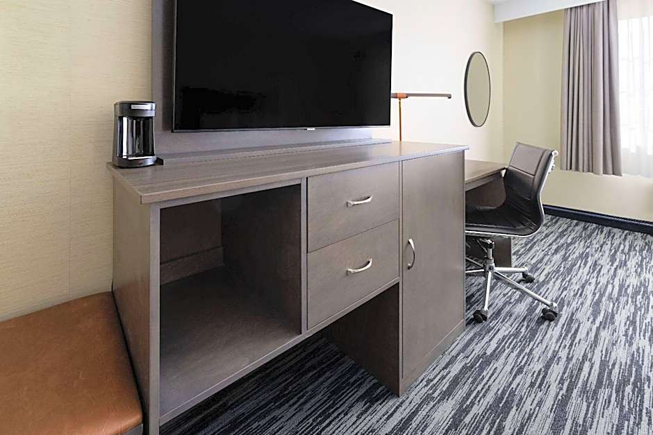 Penn Harris Hotel Harrisburg, Trademark by Wyndham