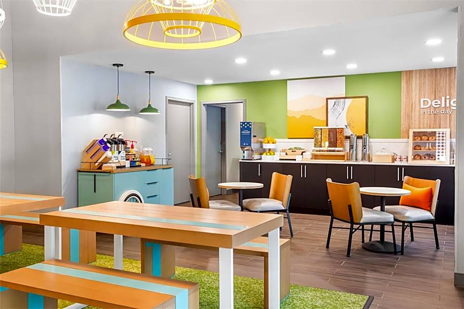 Spark by Hilton Tumwater