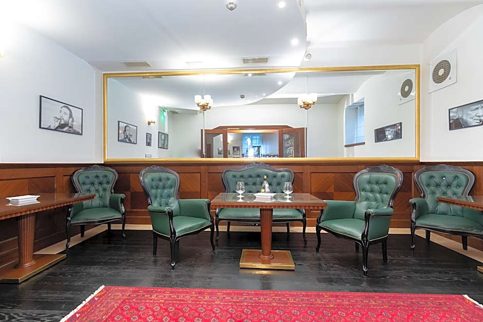Hotel Le Premier