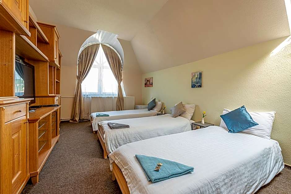Korona Panzio Budapest