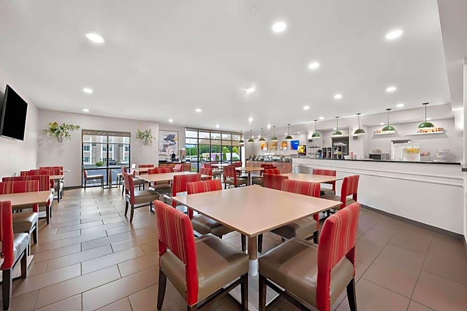 Comfort Suites Cullman I-65 Exit 310